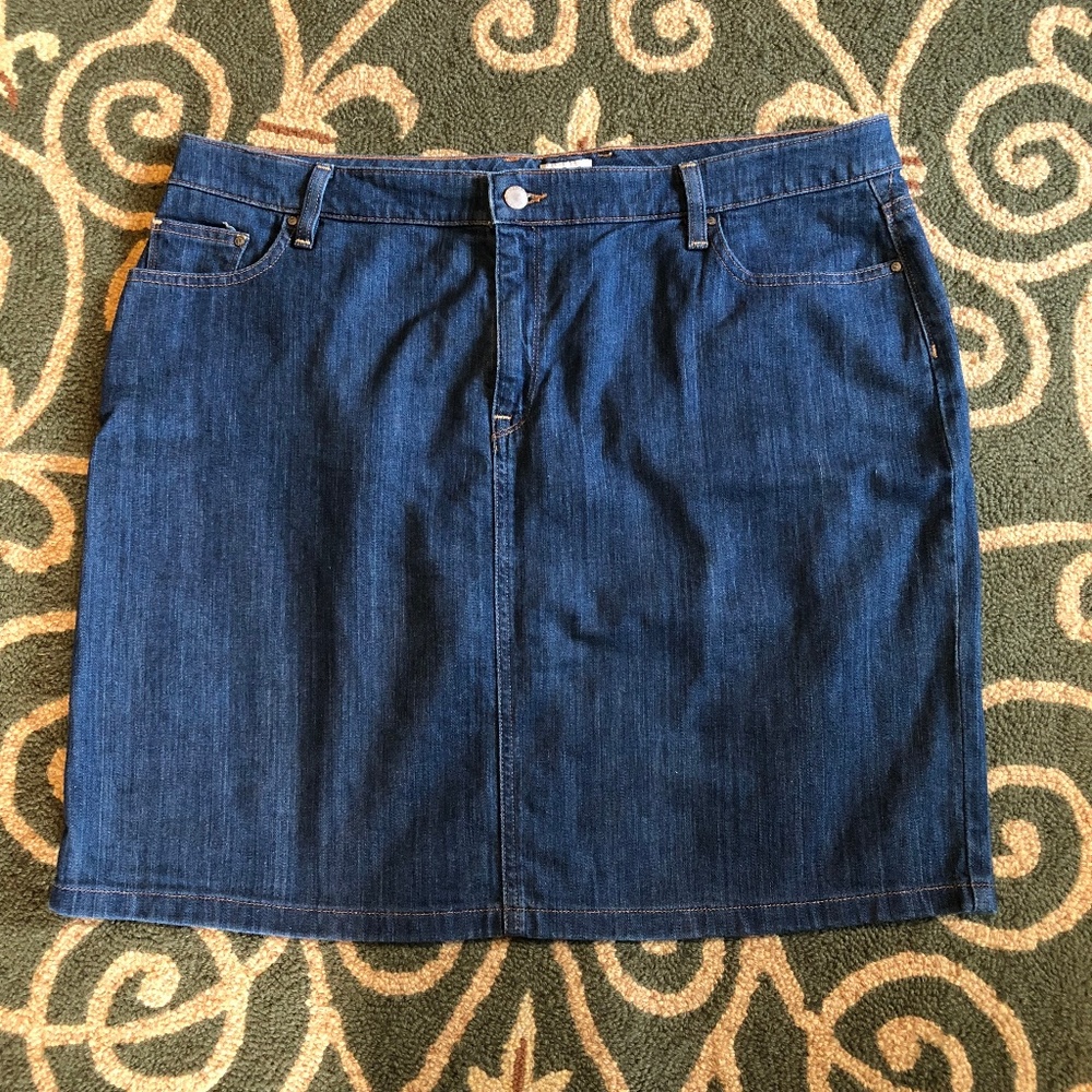 LL Bean Favorite Fit Denim Skirt 18 Reg